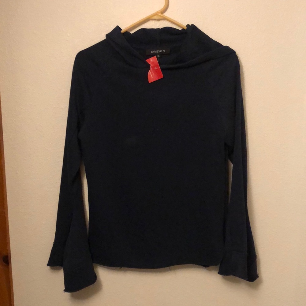 Jamison hoodie with bell sleeves and raw hem